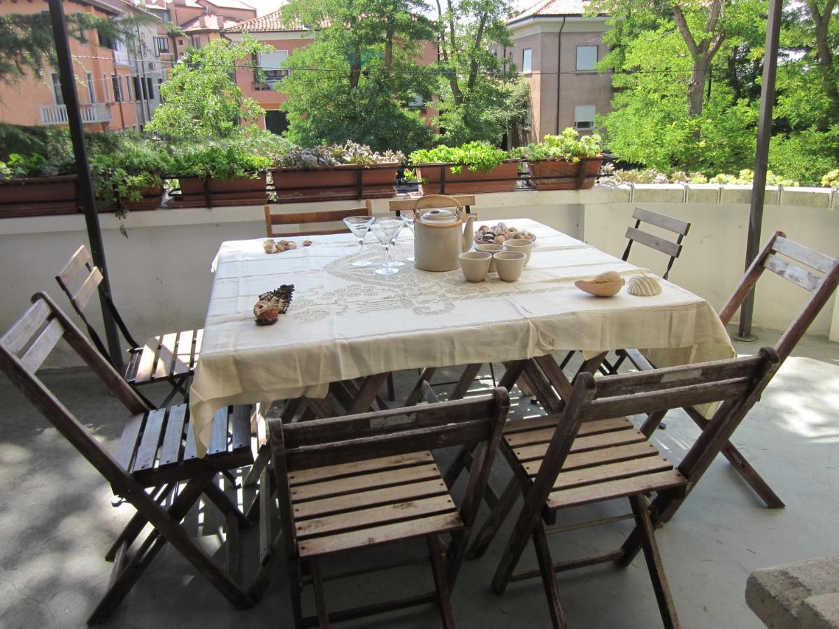 B & B Livia Oliva Lido di Venezia Exterior foto